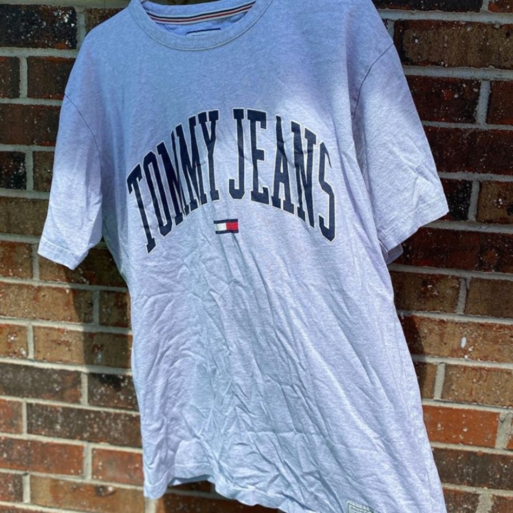 Tommy shirt